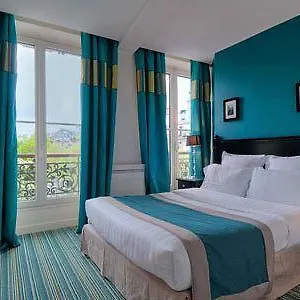 *** Hotel Cluny Square França